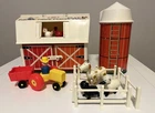 Vintage Fisher Price 915 Family Farm Barn Silo Animals Tractor Fence