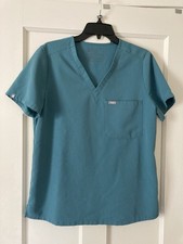 Figs Women's Catarina One-Pocket Scrub Top Med In GREAT condition Hydrogreen