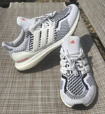  Ultra Boost DNA 5.0 ゼブラ adidas UltraBoost 5.0 DNA Zebra for Sale - Authenticity Guaranteed