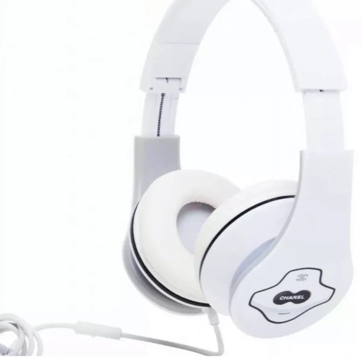 CHANEL 2017 VIP Collectors Swag CocoBot Show Headphones 3.5mm Jack Wired - Image 2 of 4