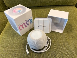Apple HomePod Mini Smart Speaker with Siri Control