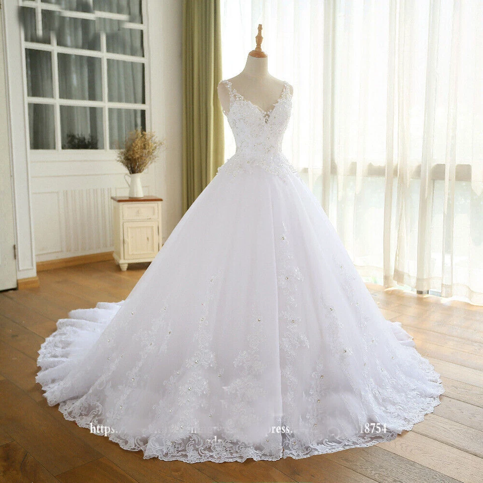 Princess Beaded Wedding Dresses Sleeveless Plus Size V-neck Bridal Gown Applique - Image 2 of 4
