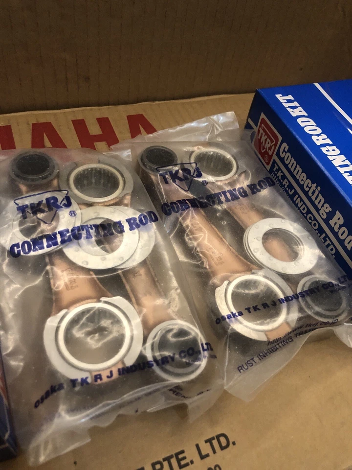 Yamaha RZV / RD500 Connecting Rod - Image 3 of 4