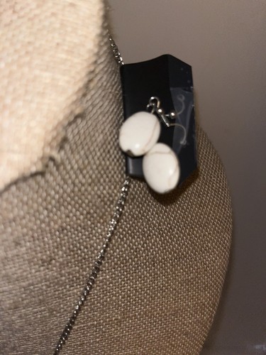 Paparazzi Necklace and Earring - White or Cream Crackle Stone Lot G 21” - Picture 3 of 4
