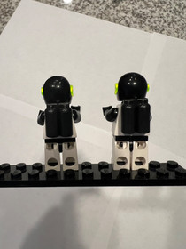 LEGO Space 6981: Blacktron 2 - Aerial Intruder 