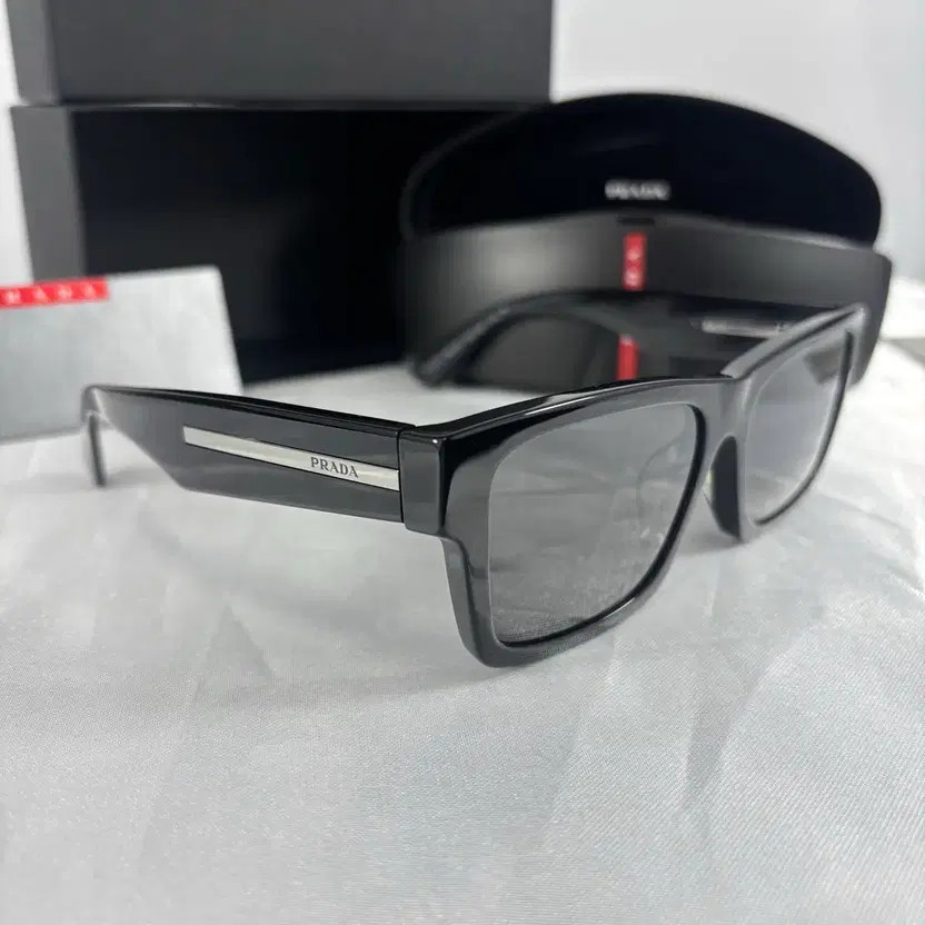 Prada PR25ZS Acetate Sunglasses Black Full Box New thumbnail 6