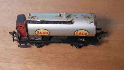 Fleischmann H0 BLECH ESSO Kesselwagen GFN 1465 Made in Western Germany *aged* | Zustand: Gebraucht