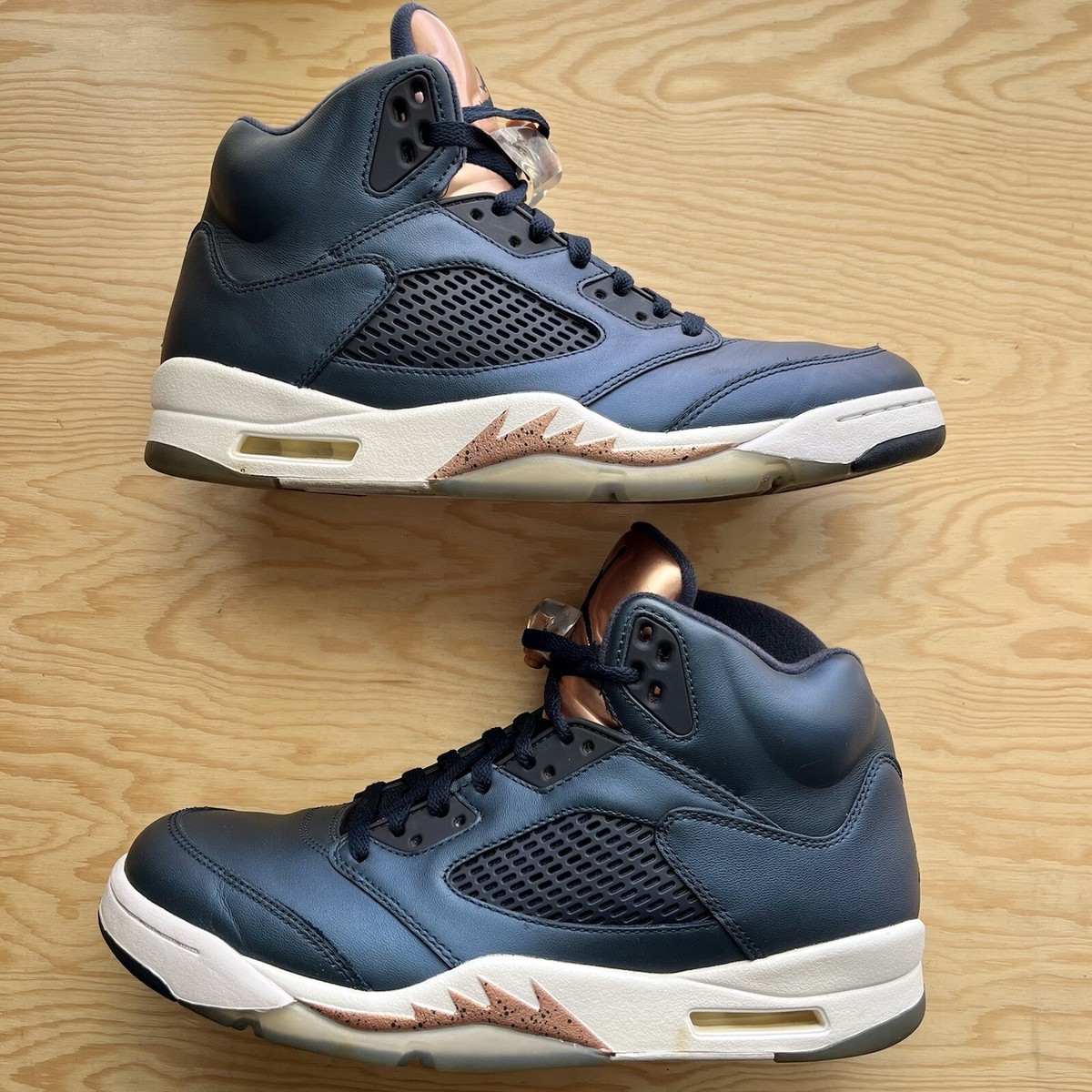 jordan 5 navy blue and gold