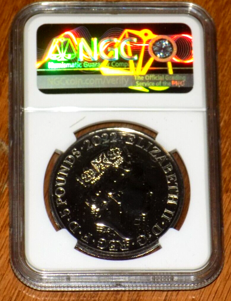 NGC 2022 GREAT BRITAIN 5PD QUEEN'S REIGN THE COMMONWEALTH