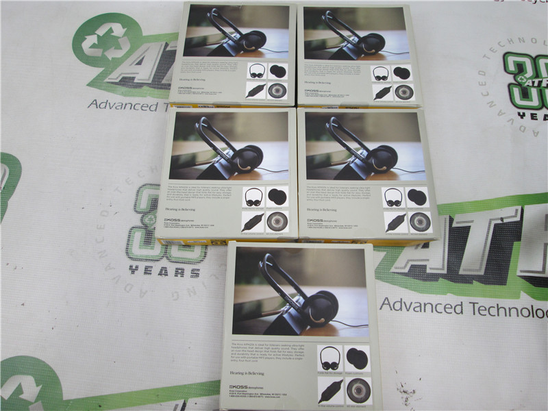 Koss KPH25K Over-Ear Headphones 3.5mm 32 Ohms In-Line Volume Control Lot of 5