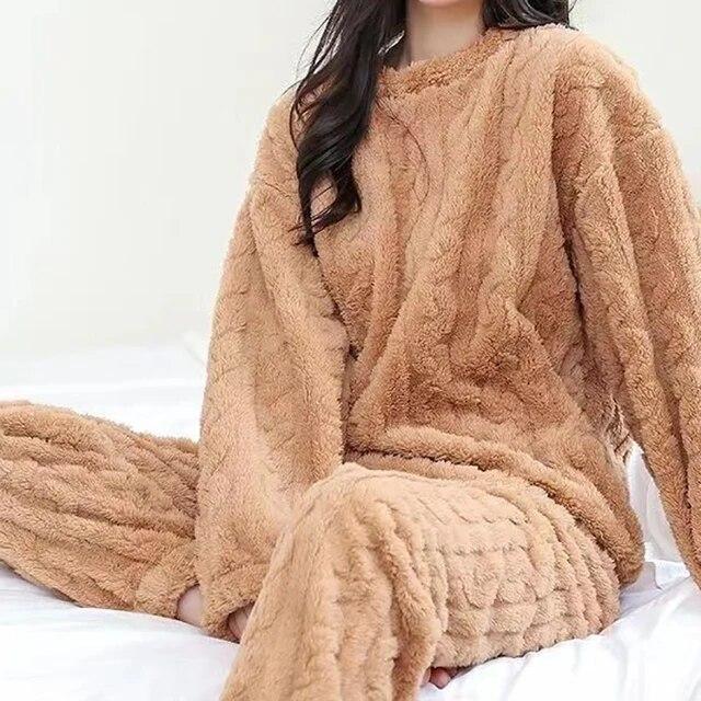 Warm Pajamas Set Women Long Sleeve Nightgowns Female Sleepwear Cute Home Wear