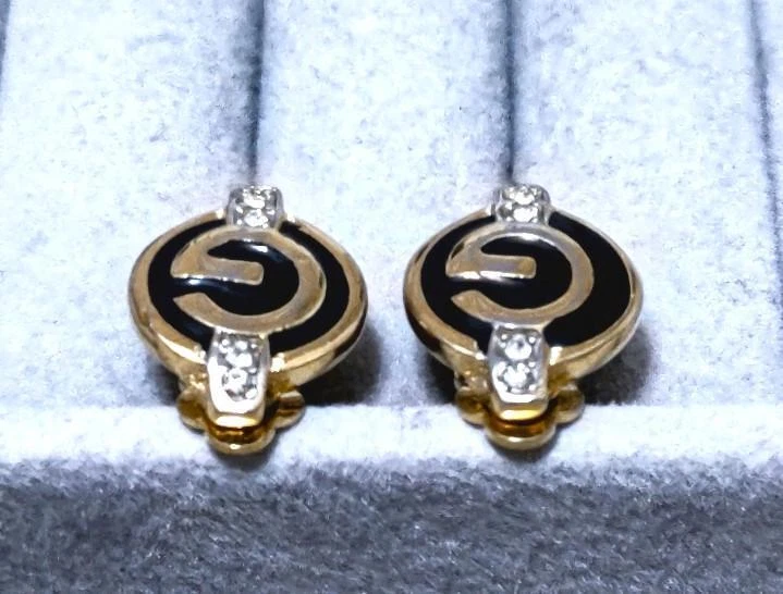 Pendientes Givenchy G logo negro x oro 38976 Foto 4 de 4