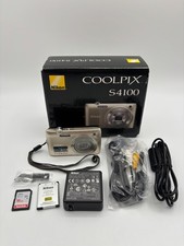 Nikon Coolpix S4100 14,0 megapixel fotocamera digitale argento con pacchetto zoom 5X testato