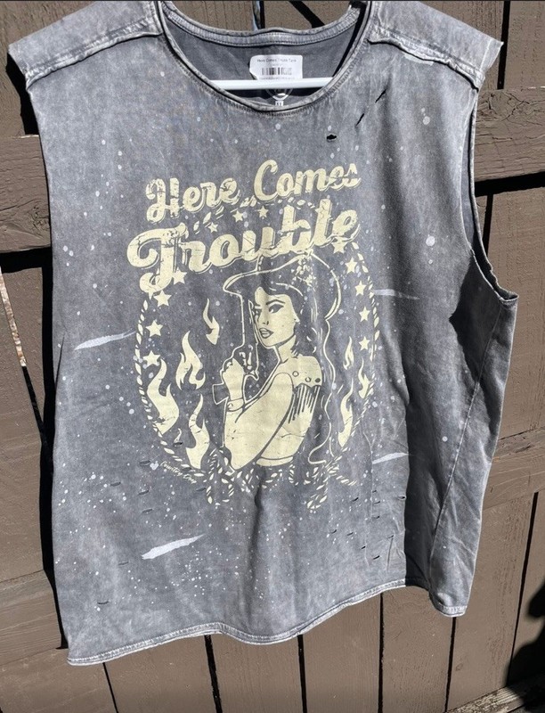 Country Deep Womens Distressed Cowgirl Tank Top Size XL Gray Bleach Splattered