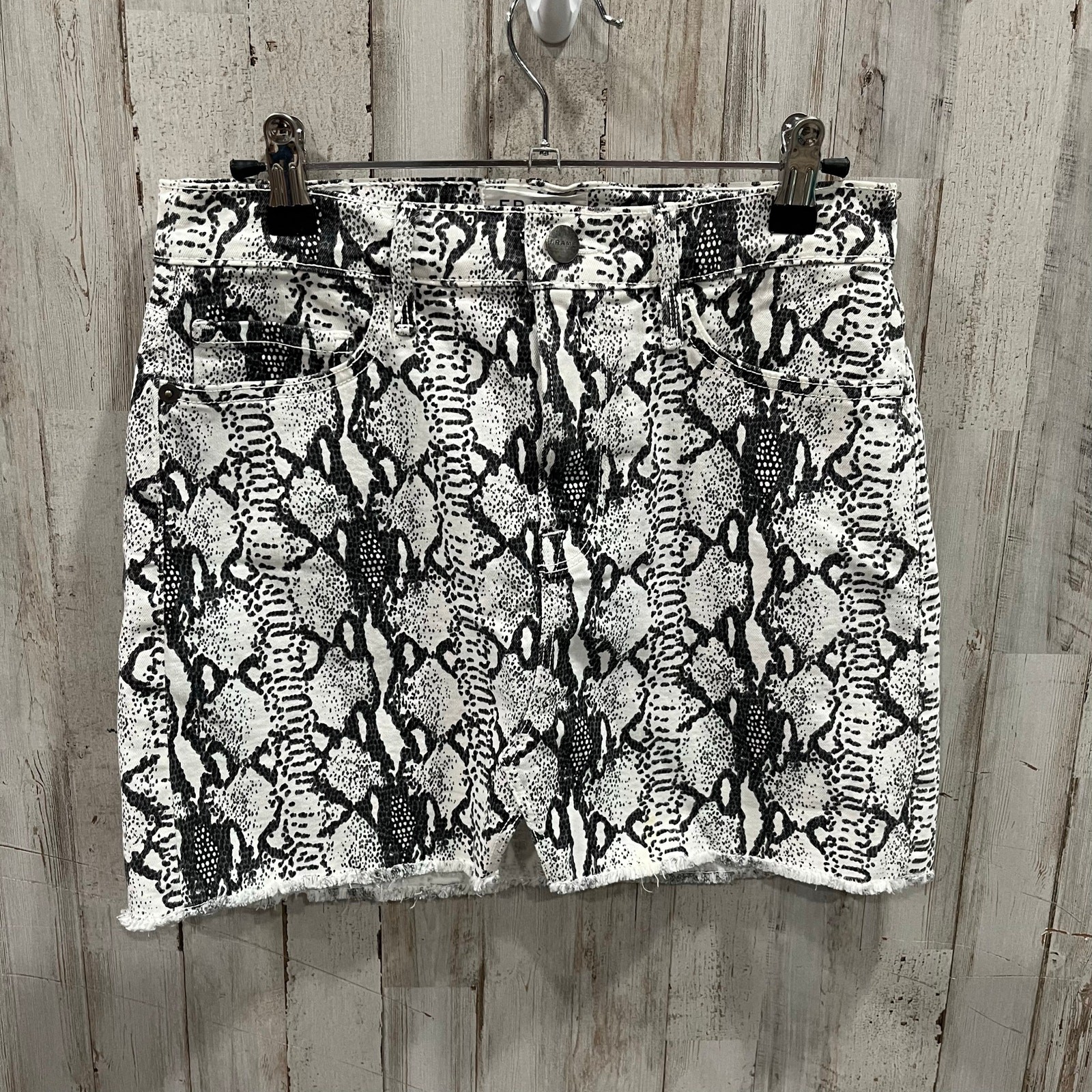 FRAME Le Mini Split Front Black Python-Print Deni… - image 1