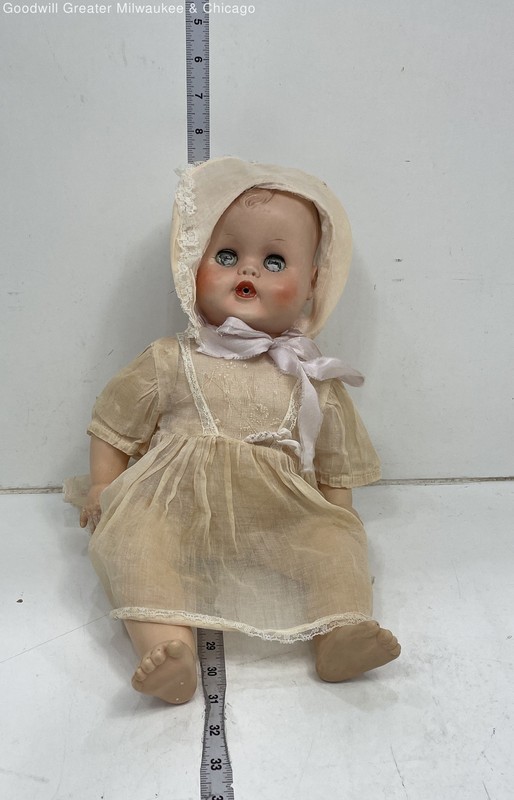 Unbranded Light Skin Cream Dress Bonnet Sleepy Eye Cracking Stain Antique