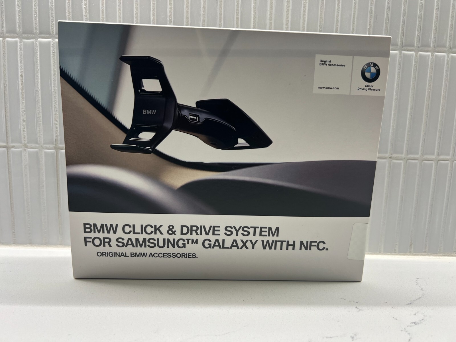 BMW Click & Drive System for Samsung Galaxy S2 & S3 65902343876  