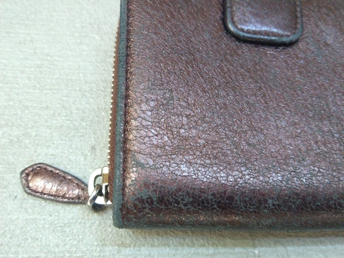 Prada Zip Wallet Metallic Brown Leather Italy Coin Pouch  display picture 1