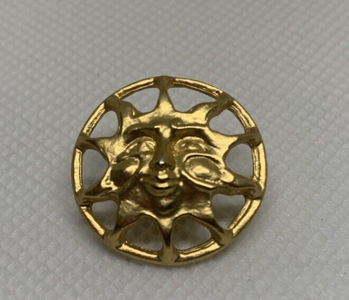 Sun Face Emblem Button 3/4" Zodiac Astrology Button Gold Tone Metal - Picture 2 of 5