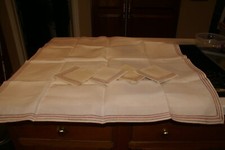 Vintage linen tablecloth 33" X 33" WITH 4 NAPKINS 10" X 10" NEVER USED