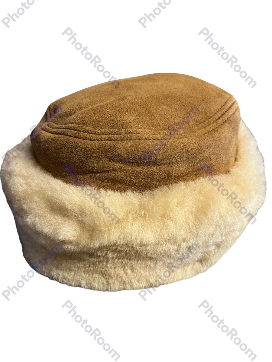 NWOT Womens size M 100% Shearling/Lamb w/ suede leather winter hat