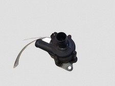 Pompe à eau Volvo V40