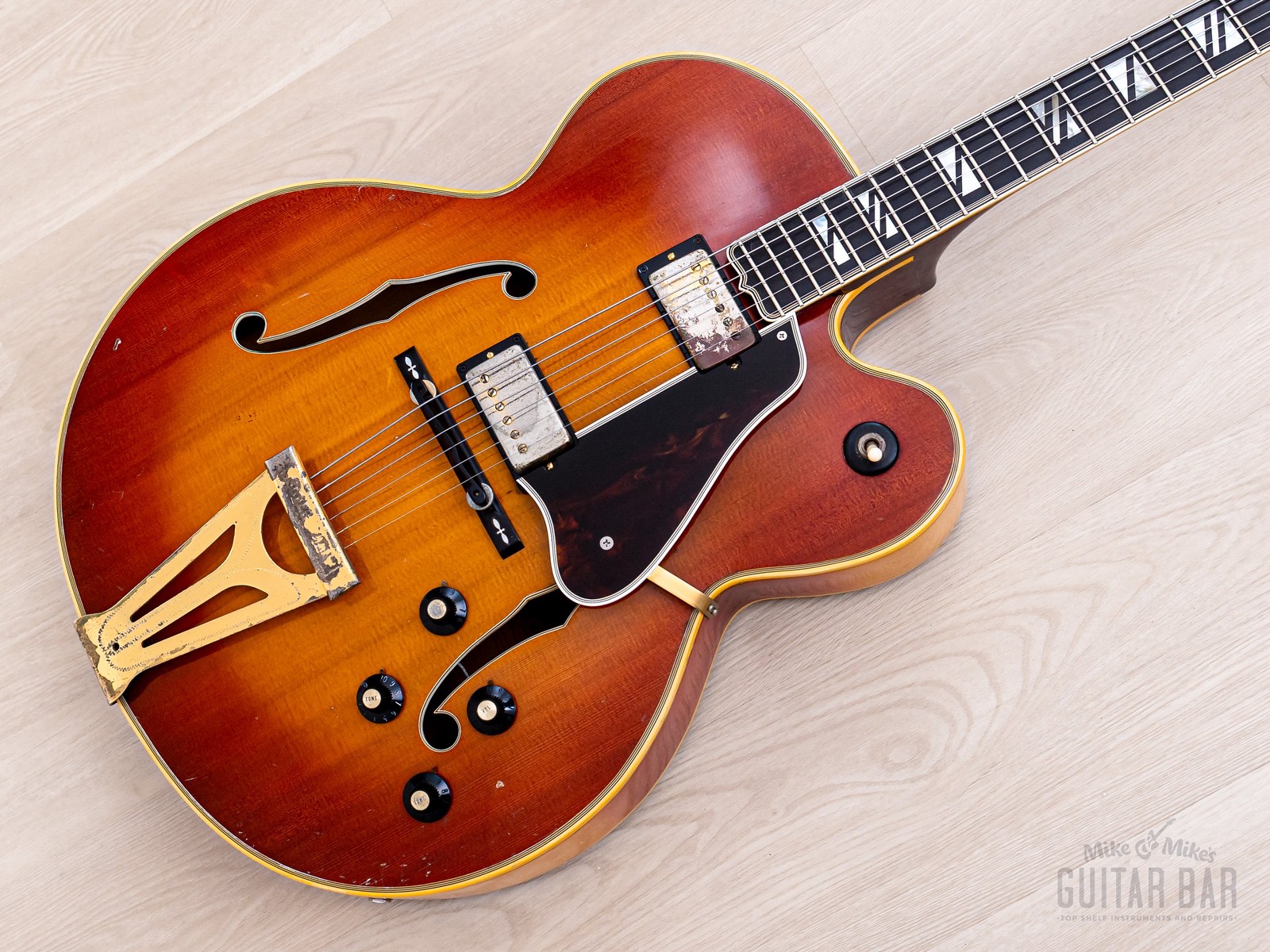 1970 Gibson Super 400 CES Vintage Archtop Electric Guitar, T Tops, 1 11 / 16" Nut