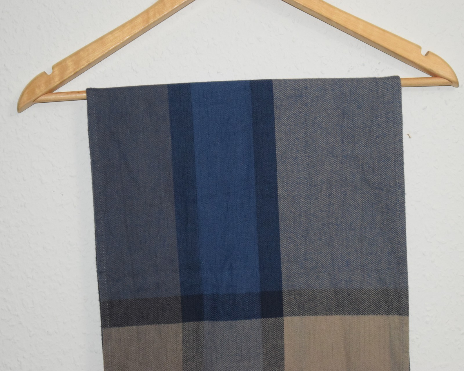 North Route: Casual Outfitters Herringbone Scarf Kashmir image 2