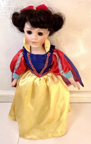 Vintage Snow White Porcelain Doll 12" Victorian Beauty Fairy Tale Princess - Picture 1 of 20