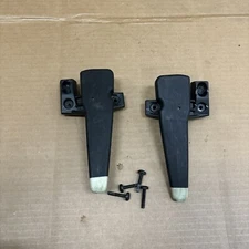 02-13 AVALANCHE ESCALADE EXT 1 RIGHT 1 LEFT SIDE BED COVER HANDLE LATCH OEM