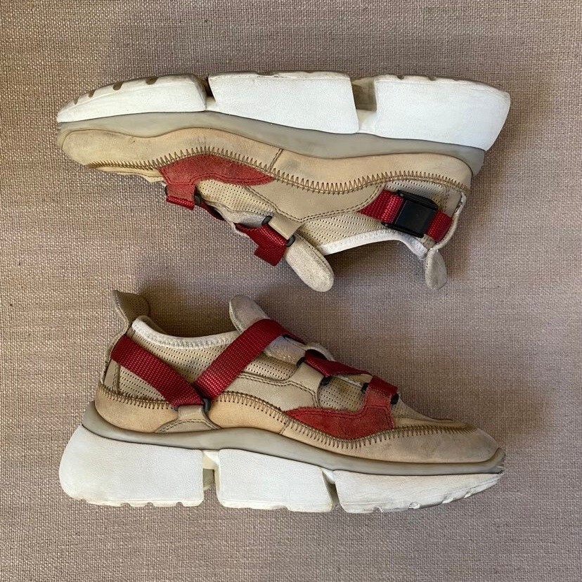 Chloe Sonnie Trainer Buckle Chunky Sneaker size 35 EU