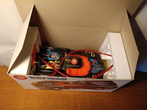 REEL BATMAN BAT CAR BATMOBILE FILOGUIDA MIB VINTAGE 80'S wire-guided RARE - Picture 4 of 14