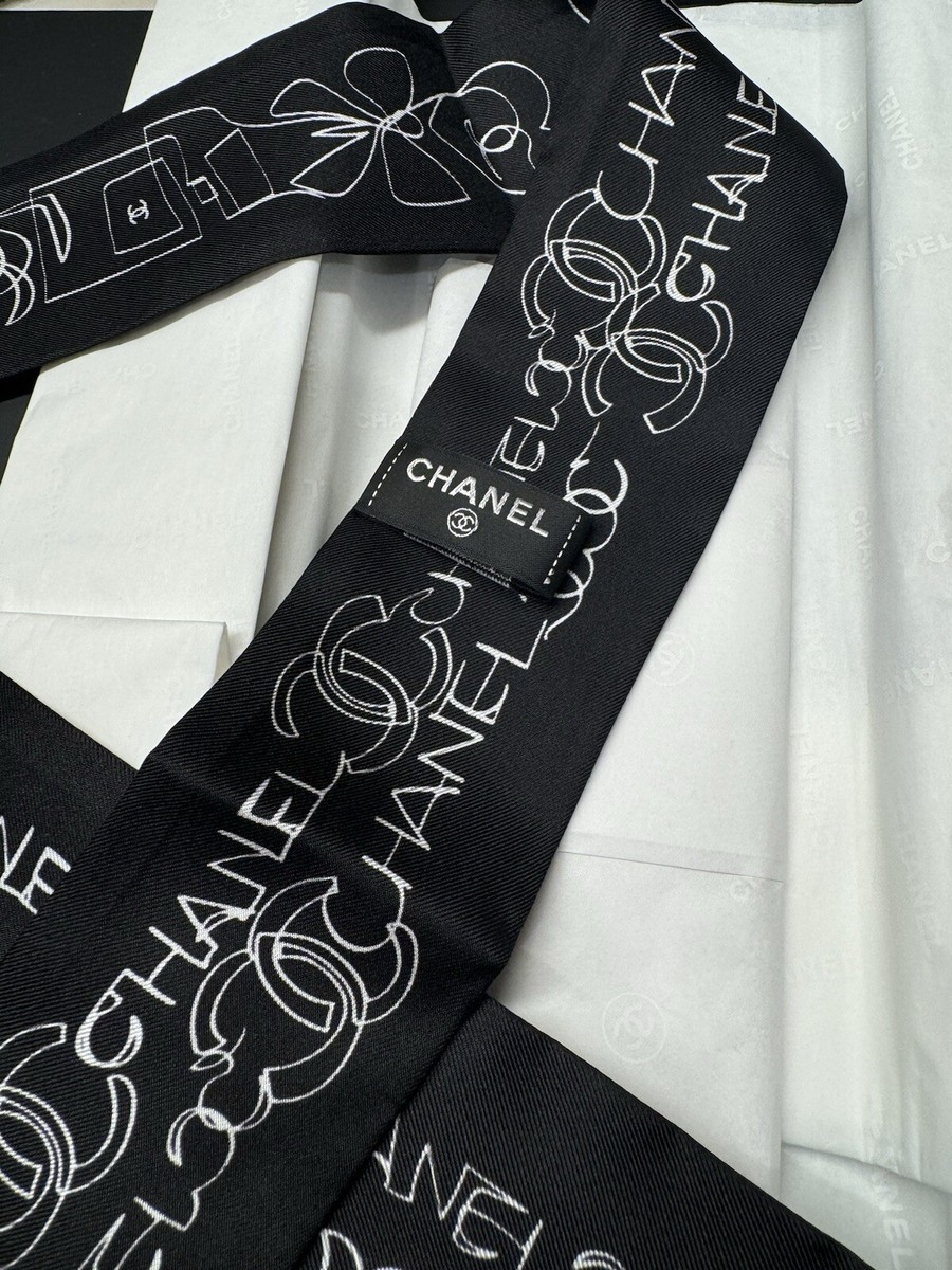 【シンプルキュート♪】CHANEL スカーフ AUTHENTIC CHANEL 22C Black & White CC Logo Silk Bandeau