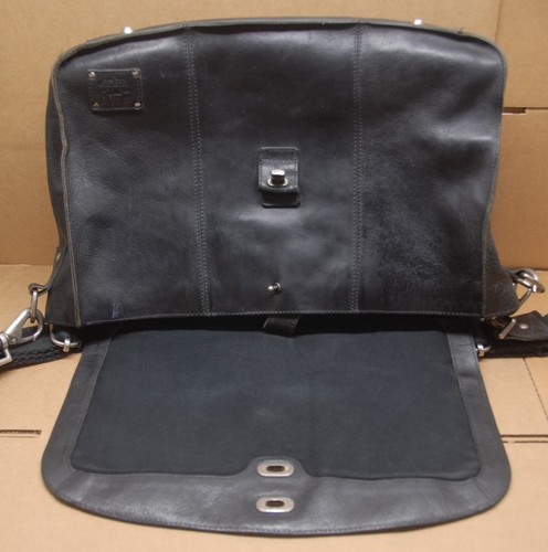 WILL Leather Goods Messenger Shoulder Bag Soft Black Leather Plaid Interior - Picture 5 of 22