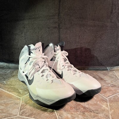 Nike Hyperquickness Basketball Shoes Mens Sz 17