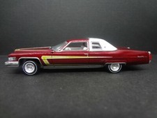 Auto World 1976 Cadillac Coupe DeVille white interior - Loose 1:64 read