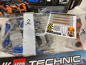 LEGO Technic 42062 - 2-in-1 Model Container Yard NEW READ DESCRIPTION