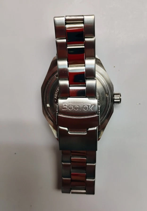 VOSTOK - KOMANDIRSKIE 650541 GMT RUSSIAN WATCH, MODEL #2431 - Image 3 of 4