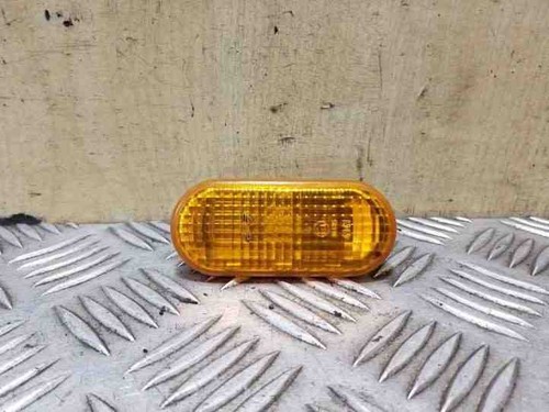 VW TRANSPORTER V T5 Minibus / passenger Kotflügelblinker vorne rechts 26152068