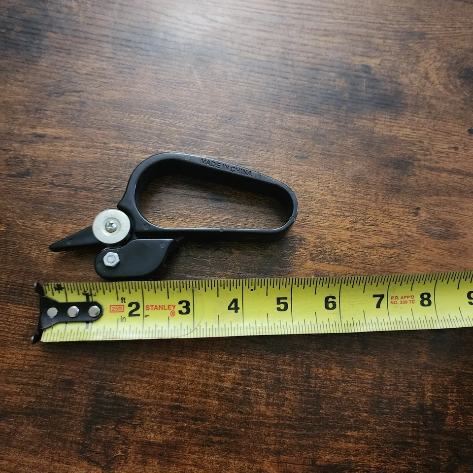 Tijeras enrollables para pasatiempos de artesanía para tarjetas de papel sin borde afilado Foto 2 de 4