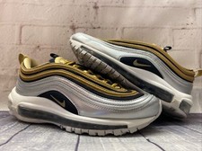 Nike Air MAx 97 SE Gold Metallic Silver Shoes AQ4137-700 Women's Size 5.5 NEW