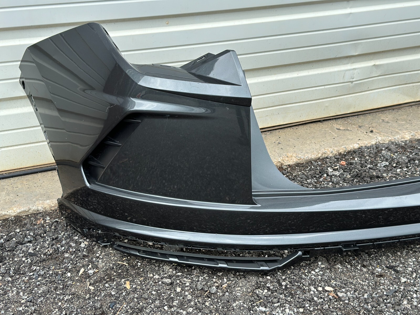 MINT! 2018-2023 LAMBORGHINI URUS GREY REAR BUMPER COVER OEM 18-23