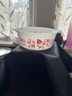 New ListingVintage Pyrex White w/Pink Gooseberry 1.50 Pint Casserole Dish #472 & Lid #470C