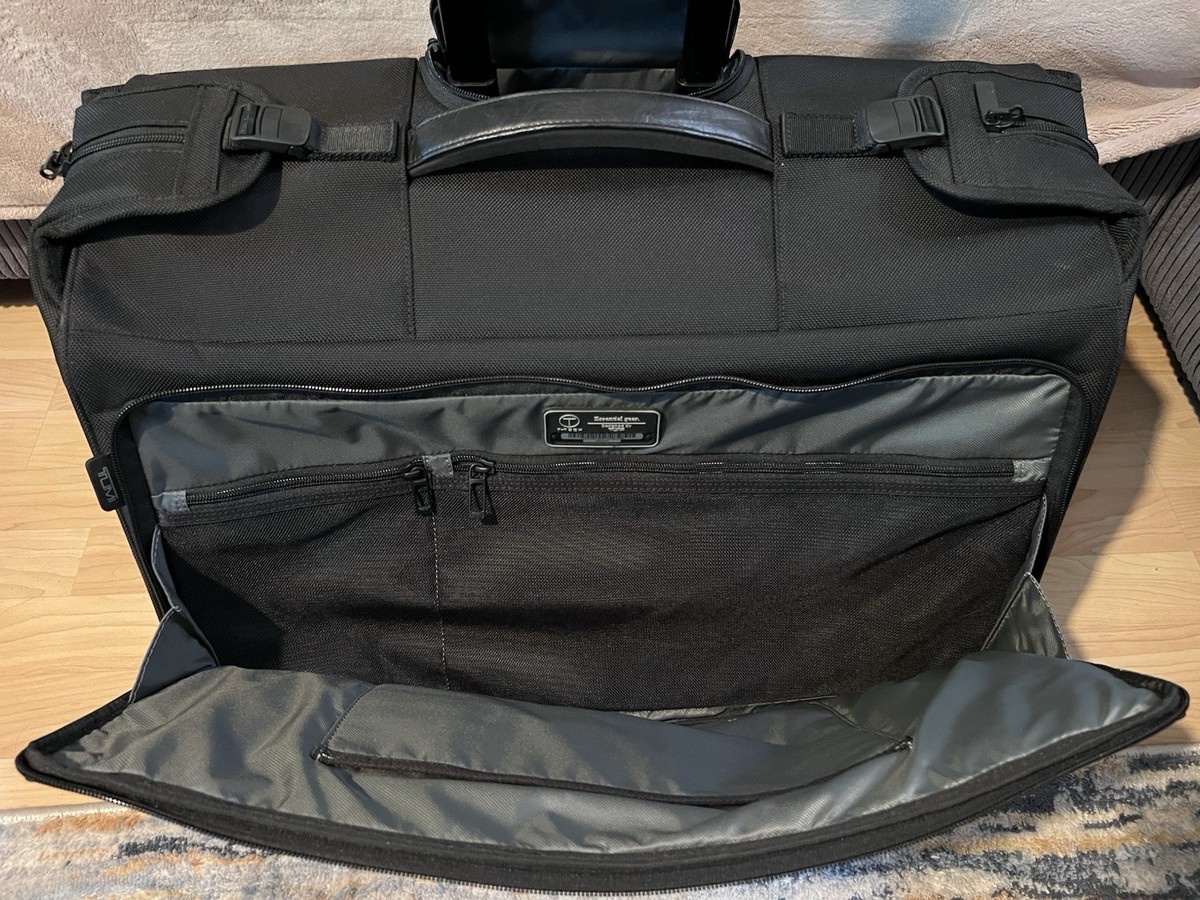 TUMI✯TECH TUMI T-TECH 30” Wheeled Split Blue Duffle Travel Luggage Bag