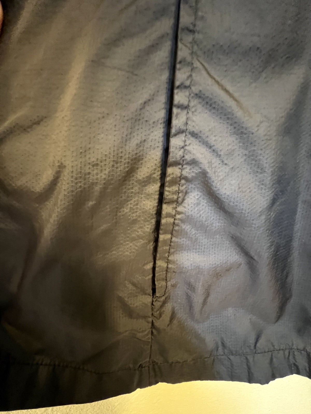 OAKLEY Performance Wind Jacket Windbreaker Hood M… - image 4