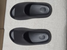 adidas Men  s Black Slide Sandals Slip-On Synthetic Upper Logo US 11 New/Box