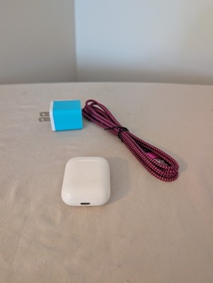 Apple AirPods 2nd Generation with Charging Case - White Tested 