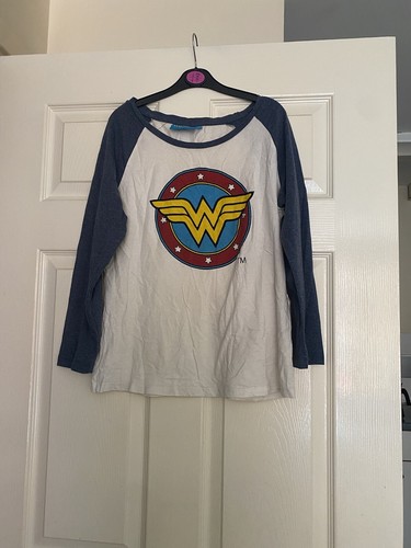 wonder woman t shirt long sleeve primark atmosphere used size M