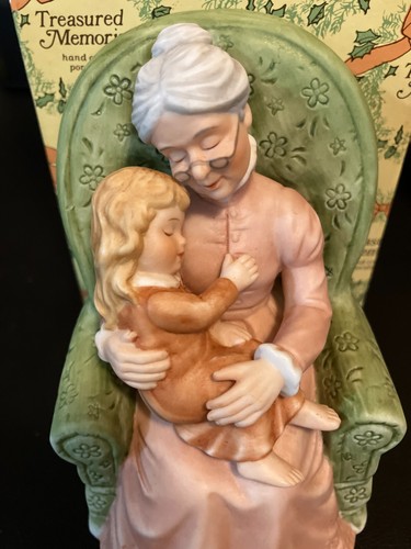 VENDITA ESPLOSIVA Figurine in porcellana Enesco ricordi tesori con scatole - scegli tu - Foto 47 di 52
