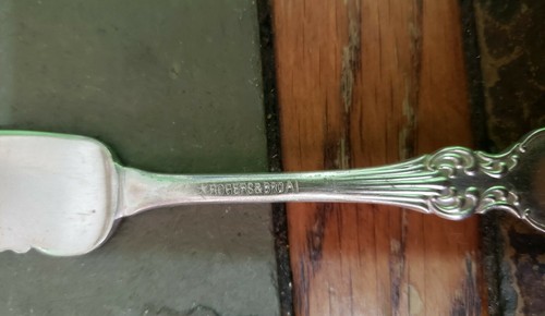 ROGERS & BRO ANTIQUE c1894 FLEMISH SILVERPLATED YOUTH 🧒 KNIFE/ SPREADER🧈 - Picture 6 of 7